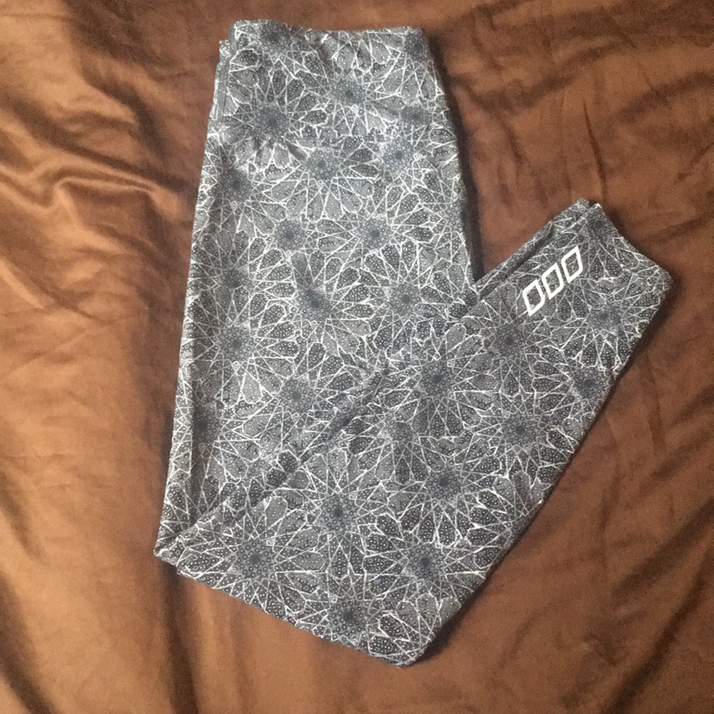 Lorna Jane full length tights
